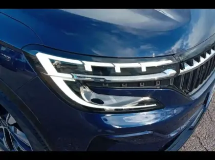 Photo 13 Renault Espace  1.2 E-Tech full hybrid 200ch esprit Alpine 7 places - 24