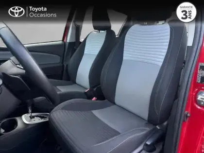 Photo 10 Toyota Yaris  110 VVT-i Ultimate CVT 5p
