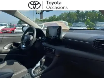 Photo 12 Toyota Yaris  116h Dynamic 5p MC24