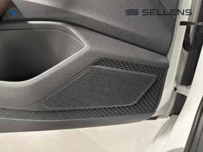 Photo 10 Volkswagen Polo  2.0 TSI 200ch GTI DSG6 Euro6d-T