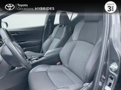 Photo 10 Toyota C-HR  1.8 Hybride 122ch Design E-CVT