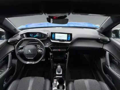 Photo 9 Peugeot 2008  e- 136ch GT