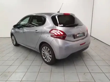 Photo 6 Peugeot 208  1.2 PureTech 82ch E6.c Allure 5p