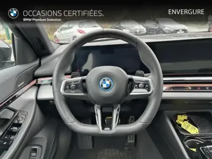 Photo 5 BMW Serie 5 Série 5 530e 299ch M Sport