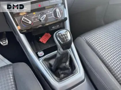 Photo 7 Volkswagen T-cross  1.0 TSI 110ch Active