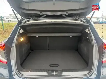 Photo 13 Renault Captur  1.6 E-Tech hybride 145ch Techno