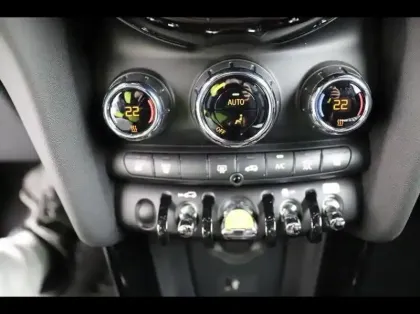 Photo 14 Mini Mini  Cooper SE 184ch  Essential BVA