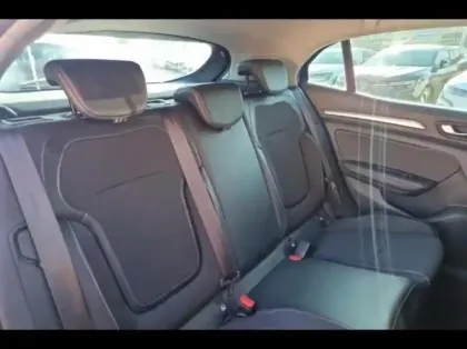 Photo 9 Renault Megane  1.3 TCe 140ch Techno