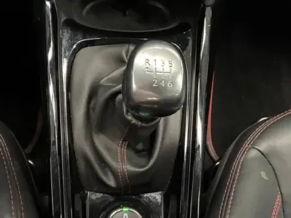 Photo 10 Peugeot 2008  1.2 PureTech 130ch GT Line S&S