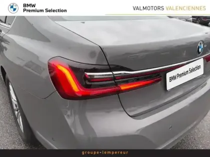 Photo 7 BMW Serie 7 Série 7 745LeA xDrive 394ch Exclusive 17cv