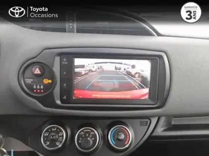 Photo 6 Toyota Yaris  70 VVT-i France Connect 5p RC19