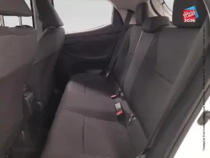 Photo 10 Toyota Yaris  116h Dynamic 5p MY22