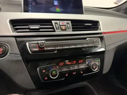 Photo 14 BMW X1  sDrive18iA 140ch M Sport DKG7