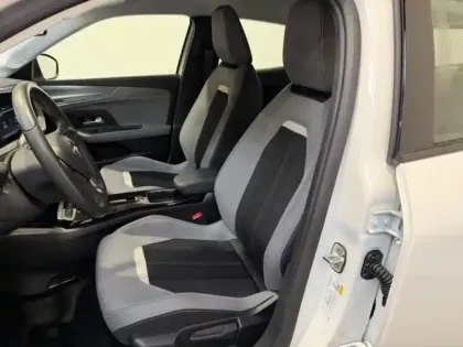 Photo 8 Opel Mokka  -e 136 Elegance / Caméra / Carplay / 7100 km