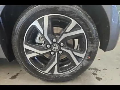 Photo 12 Toyota Yaris  116h Design 5p MY25