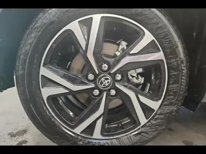 Photo 13 Toyota Yaris  116h Design 5p MY25