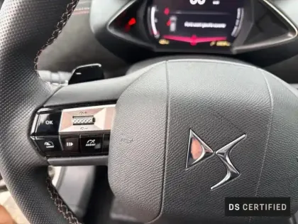 Photo 13 DS DS 3  1.2 Hybride 145ch Performance Line