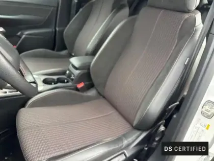 Photo 8 DS DS 3  1.2 Hybride 145ch Performance Line