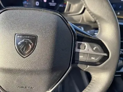 Photo 13 Peugeot 208  1.2 PureTech 100ch S&S Allure