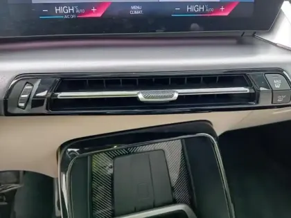 Photo 14 BMW X1  xDrive23i 218ch M Sport