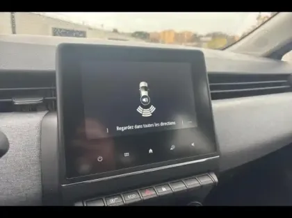 Photo 8 Renault Clio  1.5 dCi 100ch Evolution - 25