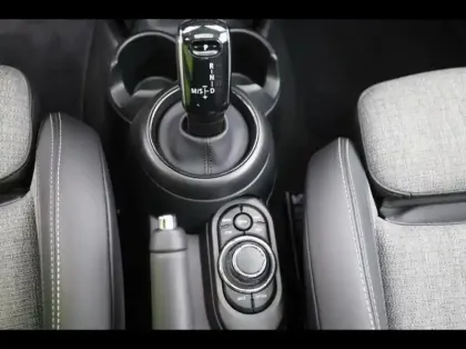 Photo 14 Mini Mini  Cooper 136ch Edition Resolute Plus BVA7