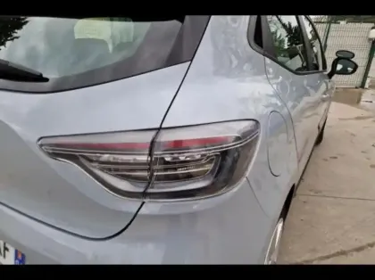 Photo 13 Renault Clio  1.5 Blue dCi 100ch Evolution - 24