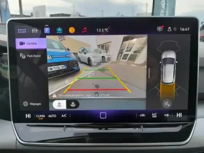 Photo 11 Volkswagen Golf  1.5 eTSI EVO2 116ch VW Edition DSG7