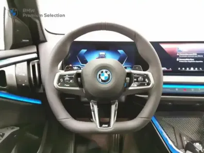 Photo 8 BMW X3  xDrive30e 299ch M Sport