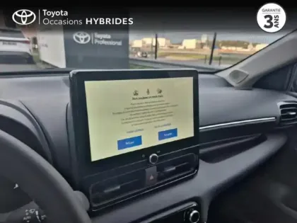 Photo 14 Toyota Yaris  116h Design 5p MY25