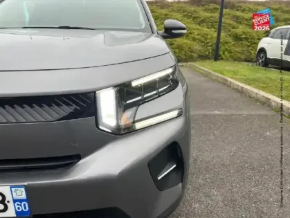 Photo 12 Citroën C3  1.2 PureTech 100ch MAX