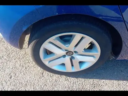 Photo 12 Renault Clio  1.6 E-Tech 145ch full hybrid Evolution - 24