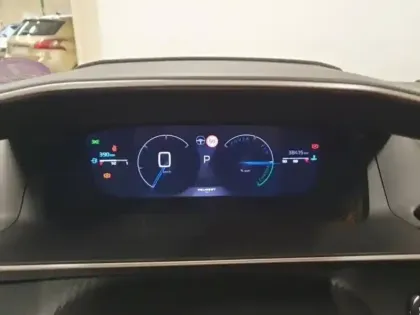 Photo 14 Peugeot 208  1.2 Hybrid 145ch GT e-DCS6