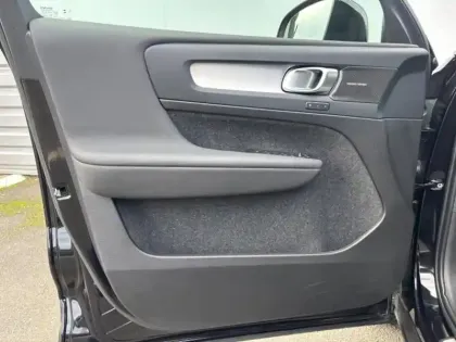 Photo 13 Volvo Xc40  B3 163ch Plus DCT 7