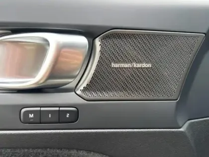 Photo 14 Volvo Xc40  B3 163ch Plus DCT 7