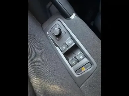 Photo 13 Volkswagen Touran  1.5 TSI EVO 150ch Carat 7 places Euro6ap