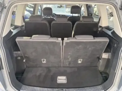 Photo 7 Volkswagen Touran  1.5 TSI EVO 150ch Carat 7 places Euro6ap