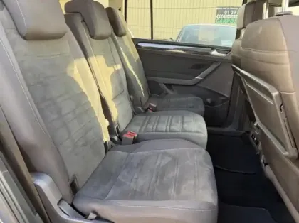 Photo 9 Volkswagen Touran  1.5 TSI EVO 150ch Carat 7 places Euro6ap