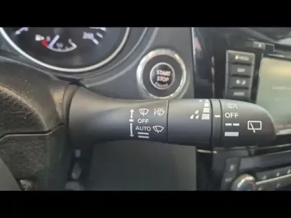 Photo 18 Nissan Qashqai Gén. II (J11) Ph2 N-Connecta 5