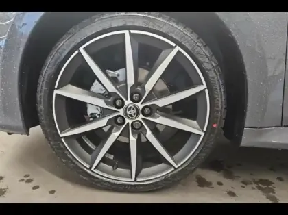 Photo 11 Toyota Yaris  130h GR Sport 5p MY25