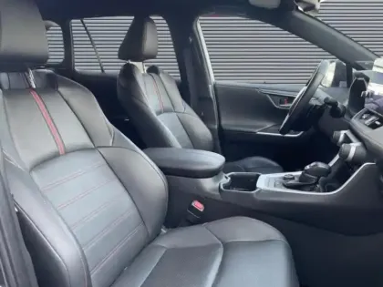 Photo 10 Toyota Rav4  2.5 Hybride Rechargeable 306ch Collection AWD-i MY24