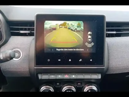 Photo 12 Renault Clio  1.6 E-Tech 145ch full hybrid Techno - 25