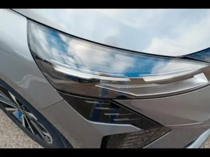 Photo 9 Renault Clio  1.6 E-Tech 145ch full hybrid Techno - 25