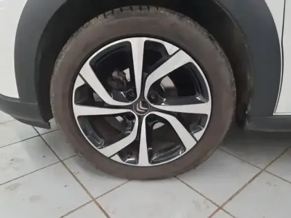 Photo 8 Citroën C3  1.2 PureTech 110ch S&S Shine Pack 121-122g