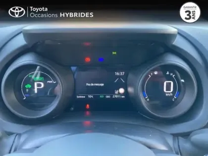 Photo 13 Toyota Yaris  Cross 116h Dynamic MY22