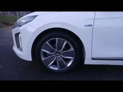 Photo 12 Hyundai Ioniq  Hybrid 141ch Creative