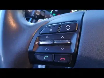 Photo 13 Hyundai Ioniq  Hybrid 141ch Creative