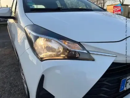Photo 12 Toyota Yaris  69 VVT-i France 5p