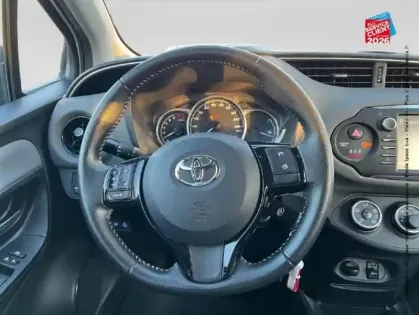 Photo 11 Toyota Yaris  69 VVT-i France 5p