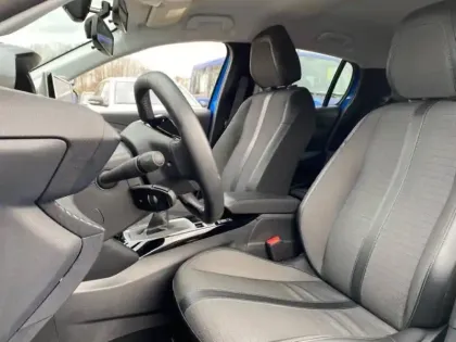 Photo 9 Peugeot 208  1.5 BlueHDi 100ch S&S Active